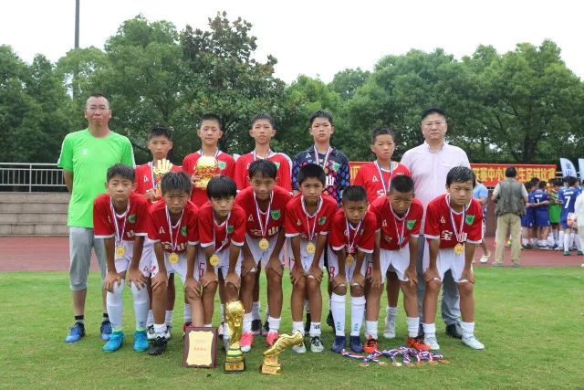 西甲-奥尔莫双响亚马尔助攻 巴萨3-1西班牙人